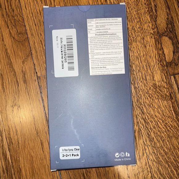 iPhone 13 Pro Max clear case - Picture 4 of 5